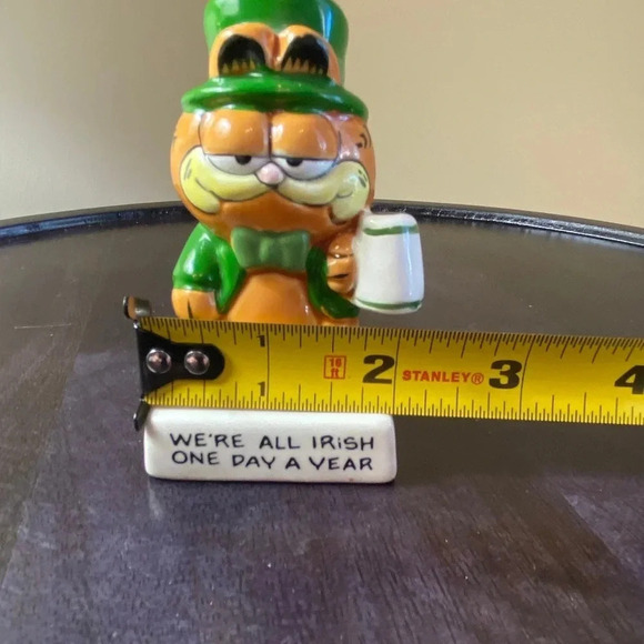Vtg Garfield Figurine St. Patrick's Day We're All Irish One Day A Year 1978,1981 - Picture 10 of 10